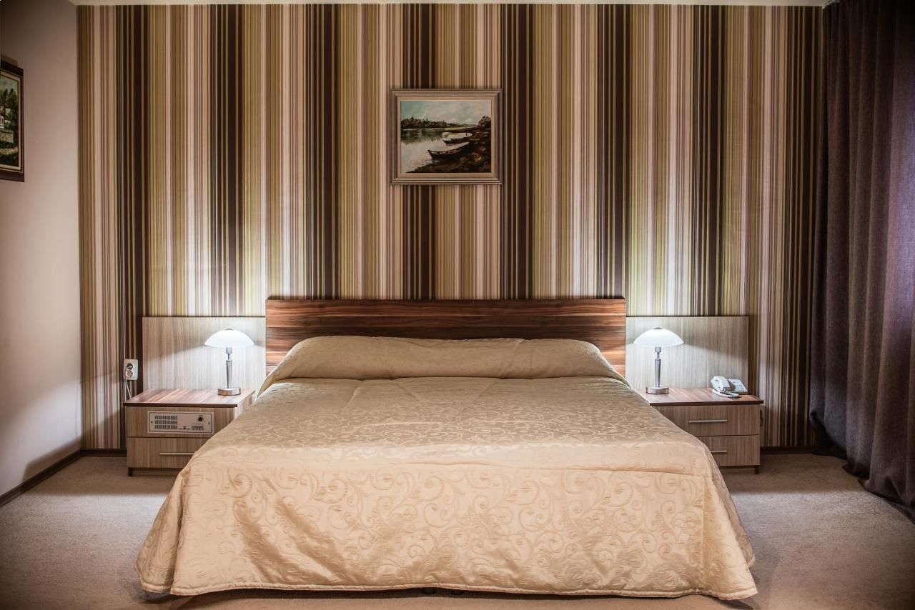Отель Hotel Balkan Плевен-4